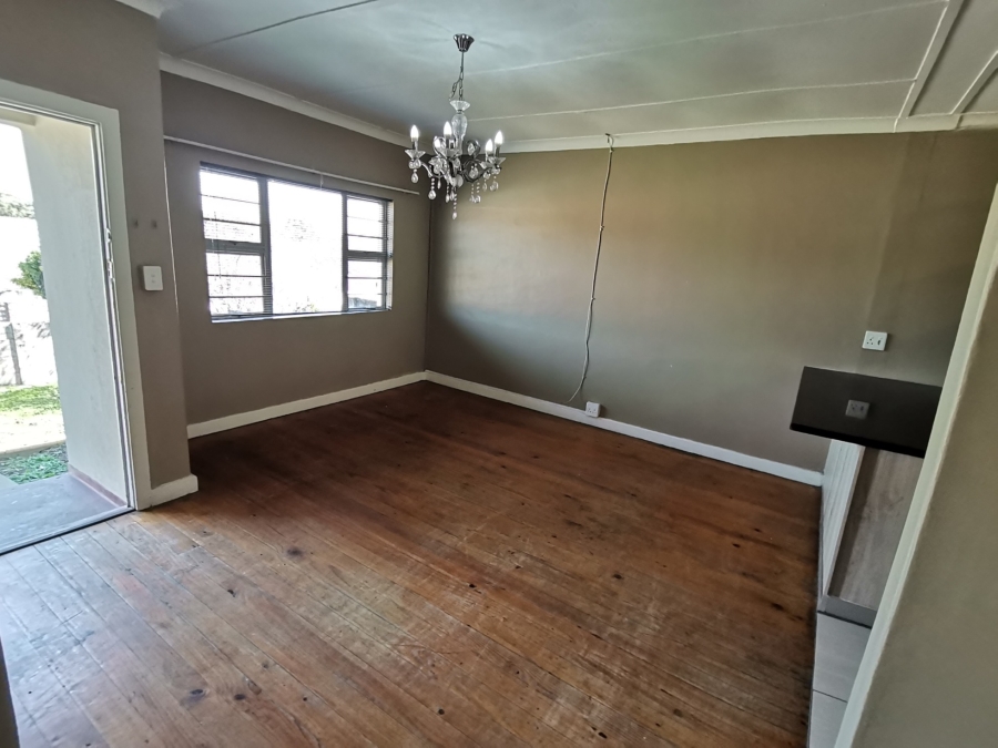 To Let 3 Bedroom Property for Rent in Stoneydrift Eastern Cape